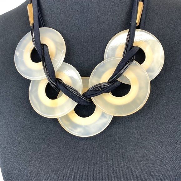 Large statement necklace discs ivory, gold & black - Picture 3 of 13